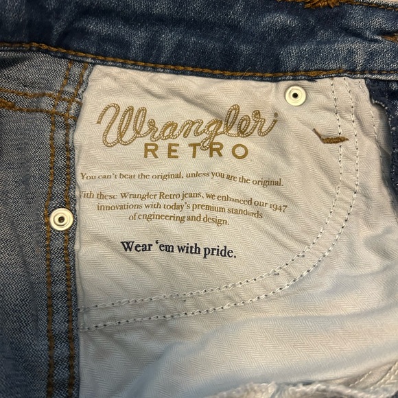 Retro Wrangler High Rise Flare Jeans - Picture 3 of 4